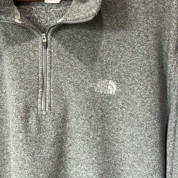 The North Face Gray TKA 100 1/4 Zip Pullover Fleece Sweater Men’s Size X… - Picture 2 of 6